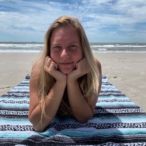 Meet your Posher, Joanna
